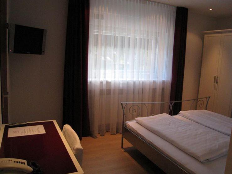 Hotel Barbarina Тюбінген Екстер'єр фото